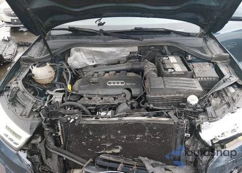 2018 Audi Q3 2.0T Premium/2.0T Sport Premium z USA, uszkodzony, nr VIN WA1JCCFSXJR003954